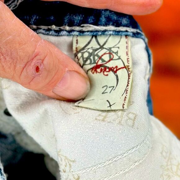 Women’s sized 27 BKE Stella shorts - Picture 11 of 13